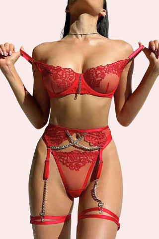 Dilara Set - Set - Feminine UAE - Sensual Lingerie - Red - S - Bra Panties & Garter Set - Set -