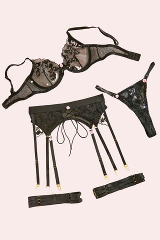 Elegante Set - Set - Feminine UAE - Sensual Lingerie - Black - S - Bra Panties & Garter Set - Set -