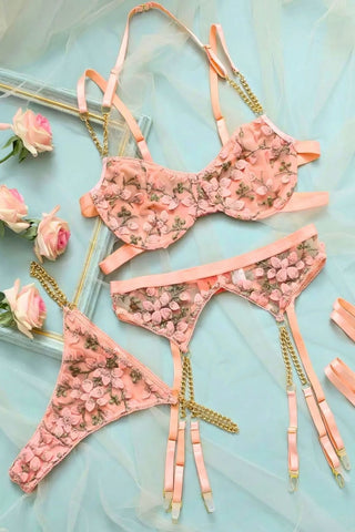 Flora Set - Set - Feminine UAE - Sensual Lingerie - Pink - S - Bra Panties & Garter Set - Set -